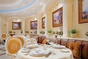 Szálloda Villa Le Premier Maestro