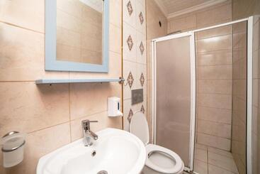 تختخواب و صبحانه Yakamoz Hotel Gökçeada