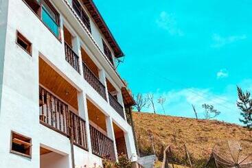 Hostel Pousada Cantinho Da Montanha 2