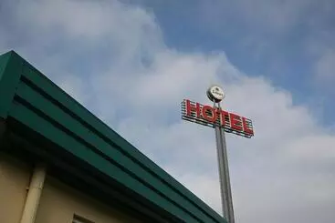 בית מלון כפרי An Der Hasenheide