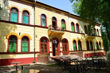 هتل Depandans Jezero