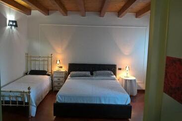 ペンション Villa Mari