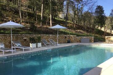 Bed and Breakfast La Tour De Cause