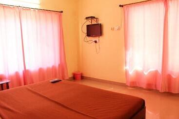 Отель Beach Cottage Alibaug Near Beach