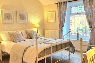 Hotel Craven Heifer, Stainforth, Settle