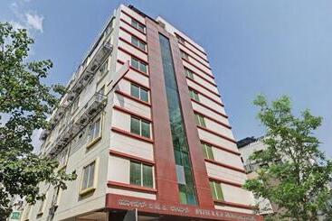 Itsy Hotels Bcp Suites