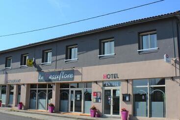 Hotel Logis Le Passiflore Cognac