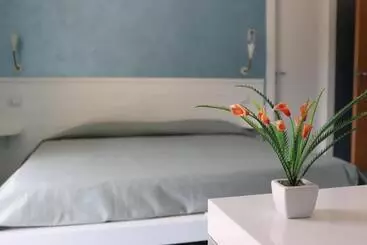 בית מלון כפרי Rock Garden