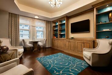 בית מלון כפרי Fairmont Chateau Laurier Gold Experience