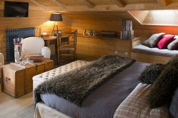 בית מלון כפרי Chalet Hôtel Les Cimes