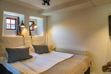 هتل L Breda Blick