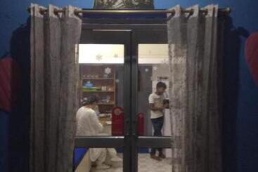 Vandrarhem Tara Guest House