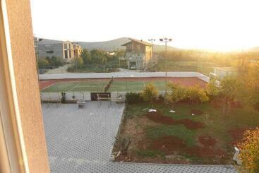 پانسیون Guest House Star