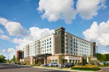 هتل Embassy Suites By Hilton Atlanta Airport North