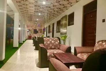 ペンション Thisara Guest House