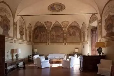 Hotel Badia A Coltibuono Wine Resort