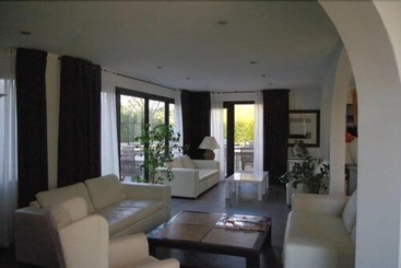 فندق Du Cote Des Olivades