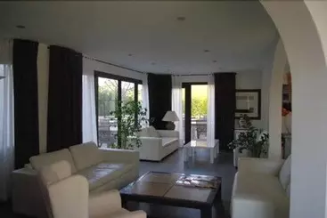 فندق Du Cote Des Olivades