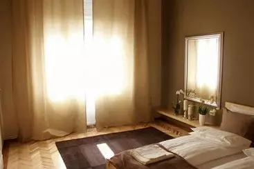 Golden Stars Dream Budapest Apartment