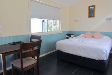 호텔 Atherton Travellers Park