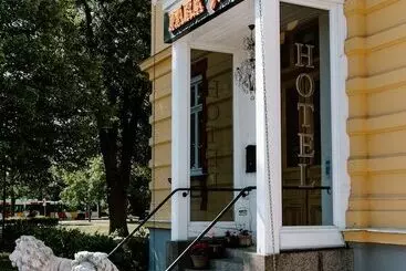 Park Hotel Linköping Fawlty Towers