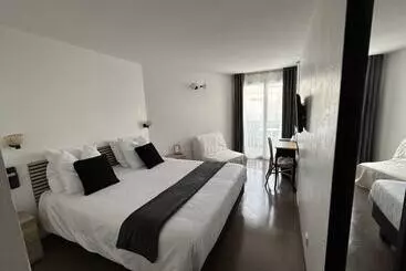 Logis Hotel De La Clape