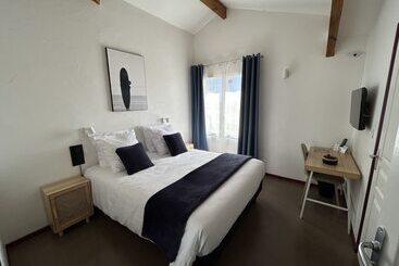 Logis Hotel De La Clape