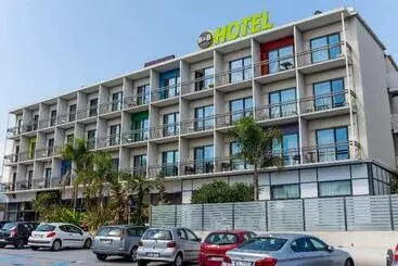 Мотель B&b Hotel Savona