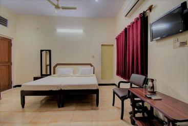 Отель Green Haven