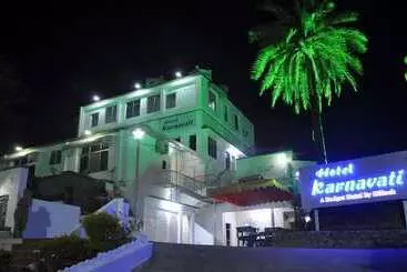 酒店 Karnavati