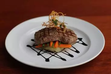 Отель Lake Duluti Lodge