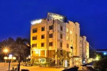 Hotel Lakshya S