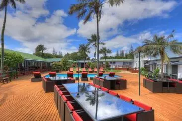 Paradise Hotel & Resort