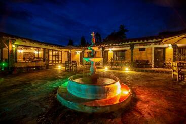 ペンション Hospedaje Villa Eucalyptus