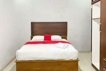 Ostello Reddoorz At Jalan Basuki Rahmat Lampung