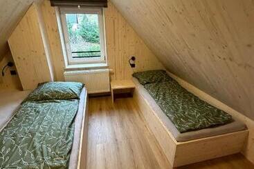 펜션 Penzion A Restaurace Pod Sjezdovkou