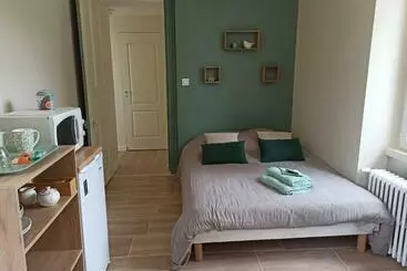 Pansiyon Chambre Privée à 10 Min Du Puy Du Fou