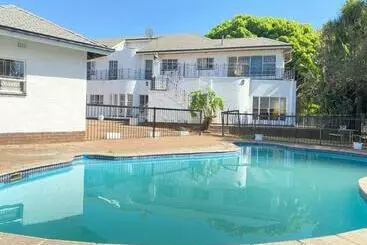 ペンション Chic Guest House & Solar System Accommodations