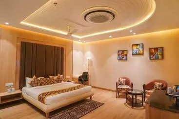 Hotel Psk Pride  Top Rated Property In Amritsar