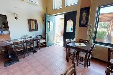 Nana Apartments