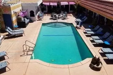 Hotelli El Morocco Inn And Spa Resort