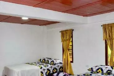 ペンション Casa Waka Marú