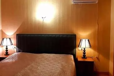 پانسیون Monument Guesthouse