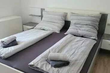ホテル Ryan Apartament