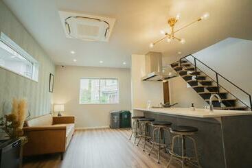 旅馆 Orange County Guest House