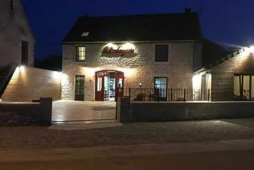 Hotelli L Aubergiste