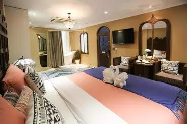 Duc Vuong Saigon Hotel   Bui Vien