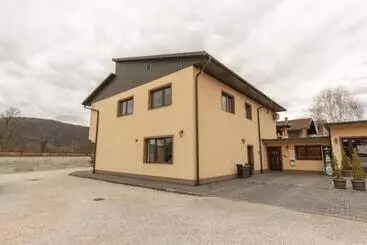 پانسیون Pansion San