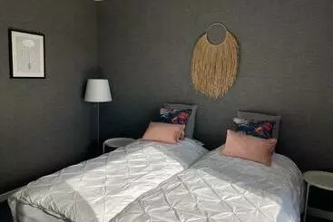 ベッドアンドブレックファースト La Tuilerie Chambres D Hôtes