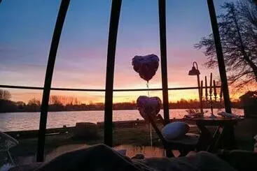 Nocleg ze śniadaniem Le Dôme Du Lac